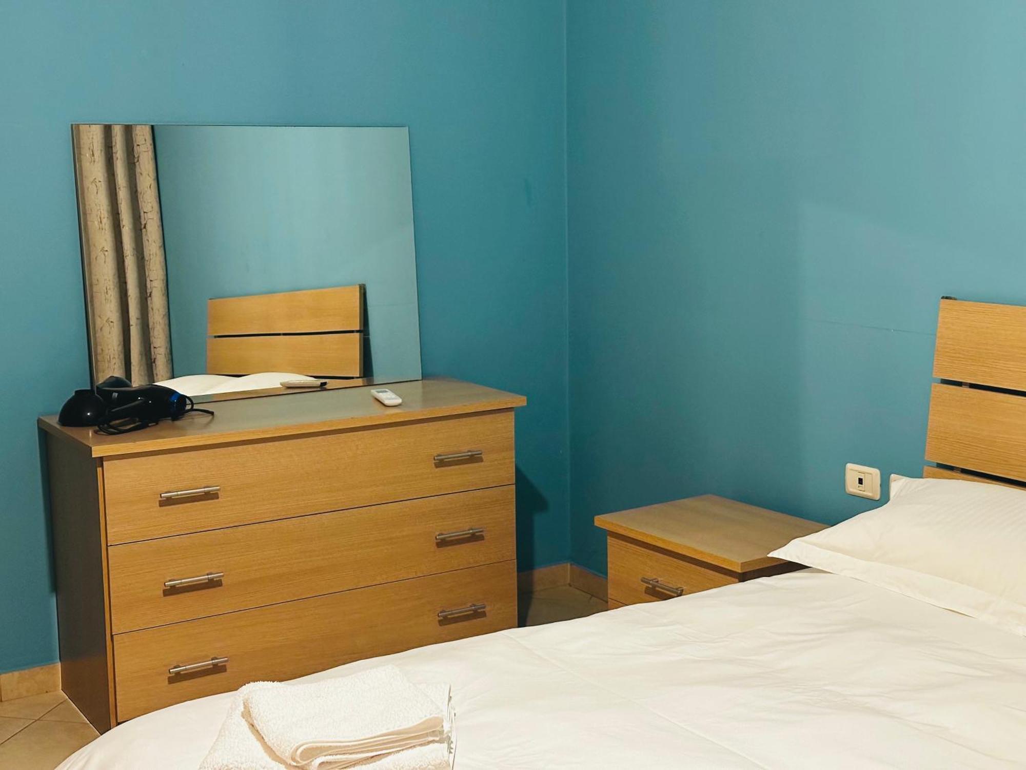 Quiet & Spacious City Center Apartment - 4 Min Walk Tirana Exterior photo